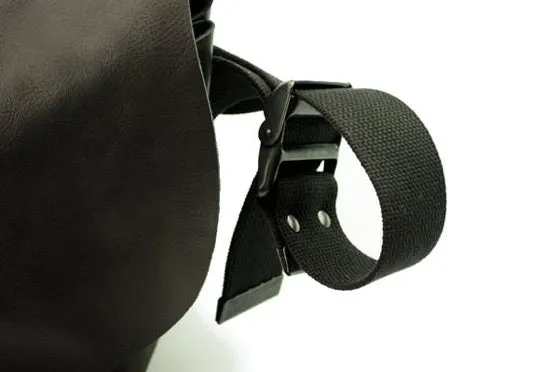 メッセンジャーバッグ (M)/BLACK