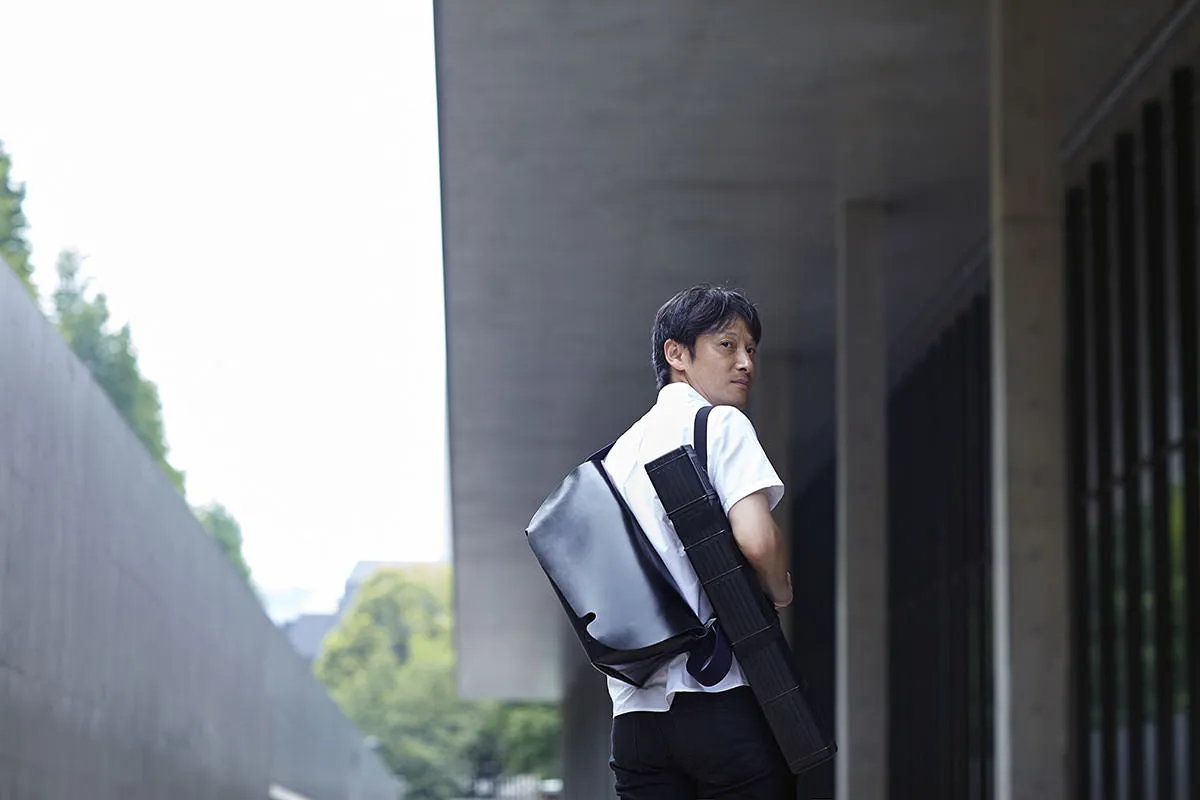 メッセンジャーバッグ (M)/ROYAL NAVY-FAS