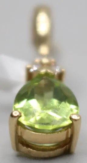 14K Yellow Gold Pear Shaped Green Stone W/ 3 Diamonds Charm 1.9 Grams