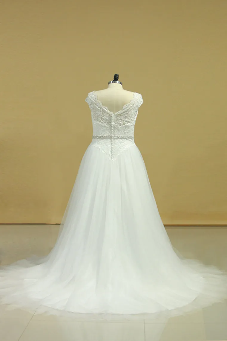 2024 Plus Size Wedding Dresses A-Line Bateau Court Train V-Back Tulle