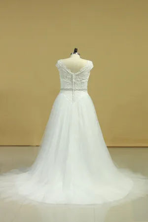 2024 Plus Size Wedding Dresses A-Line Bateau Court Train V-Back Tulle