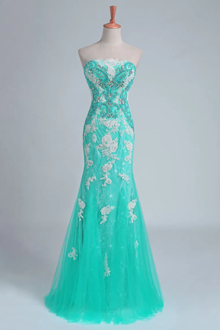 2024 Prom Dresses Strapless Column With Beading And Applique