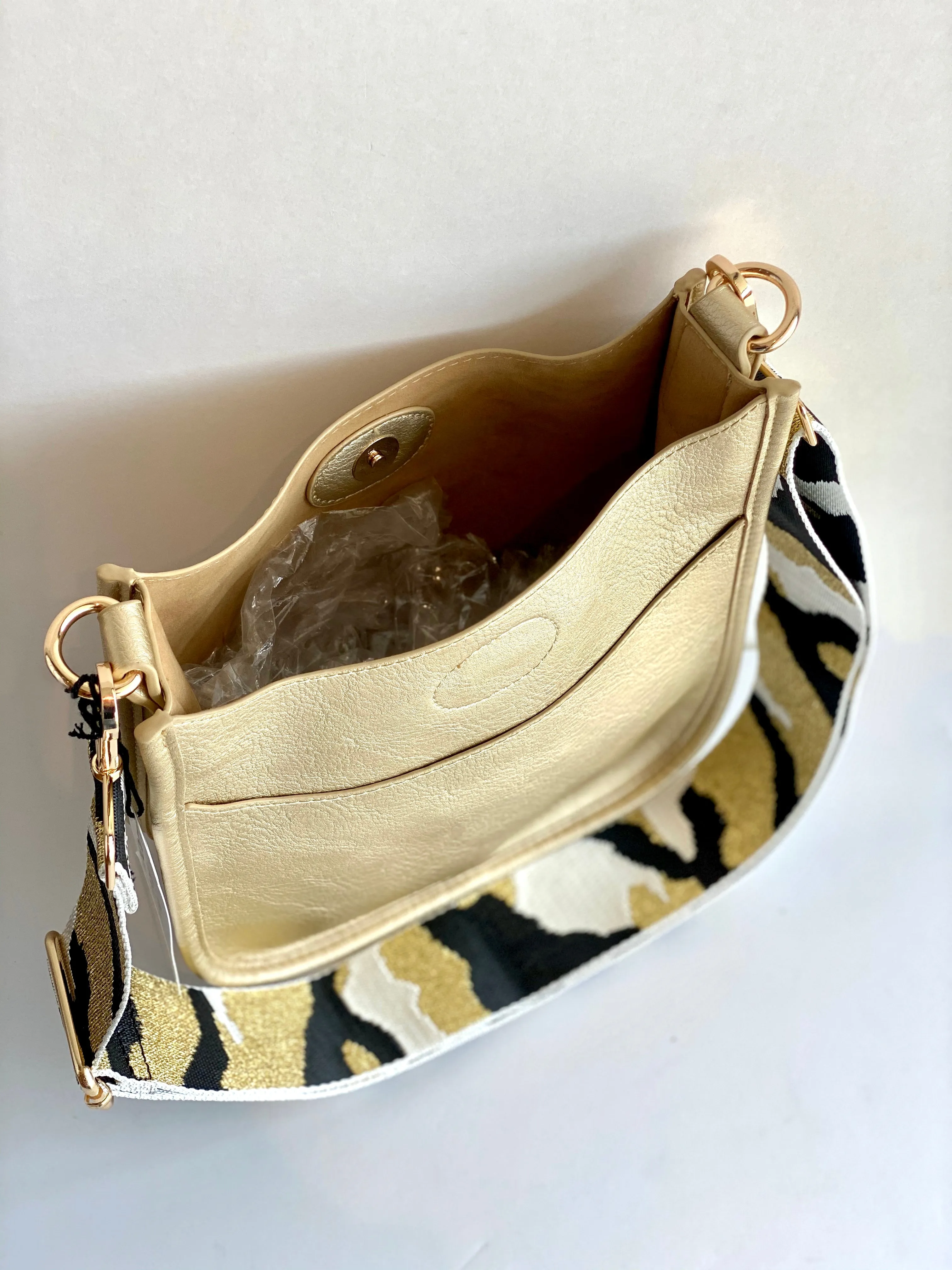 Ahdorned Mini Messenger Bag