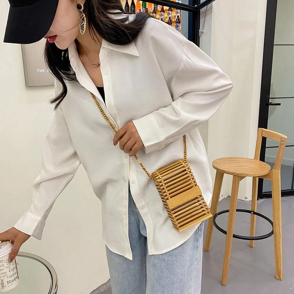 Ame Hollow Messenger Bag
