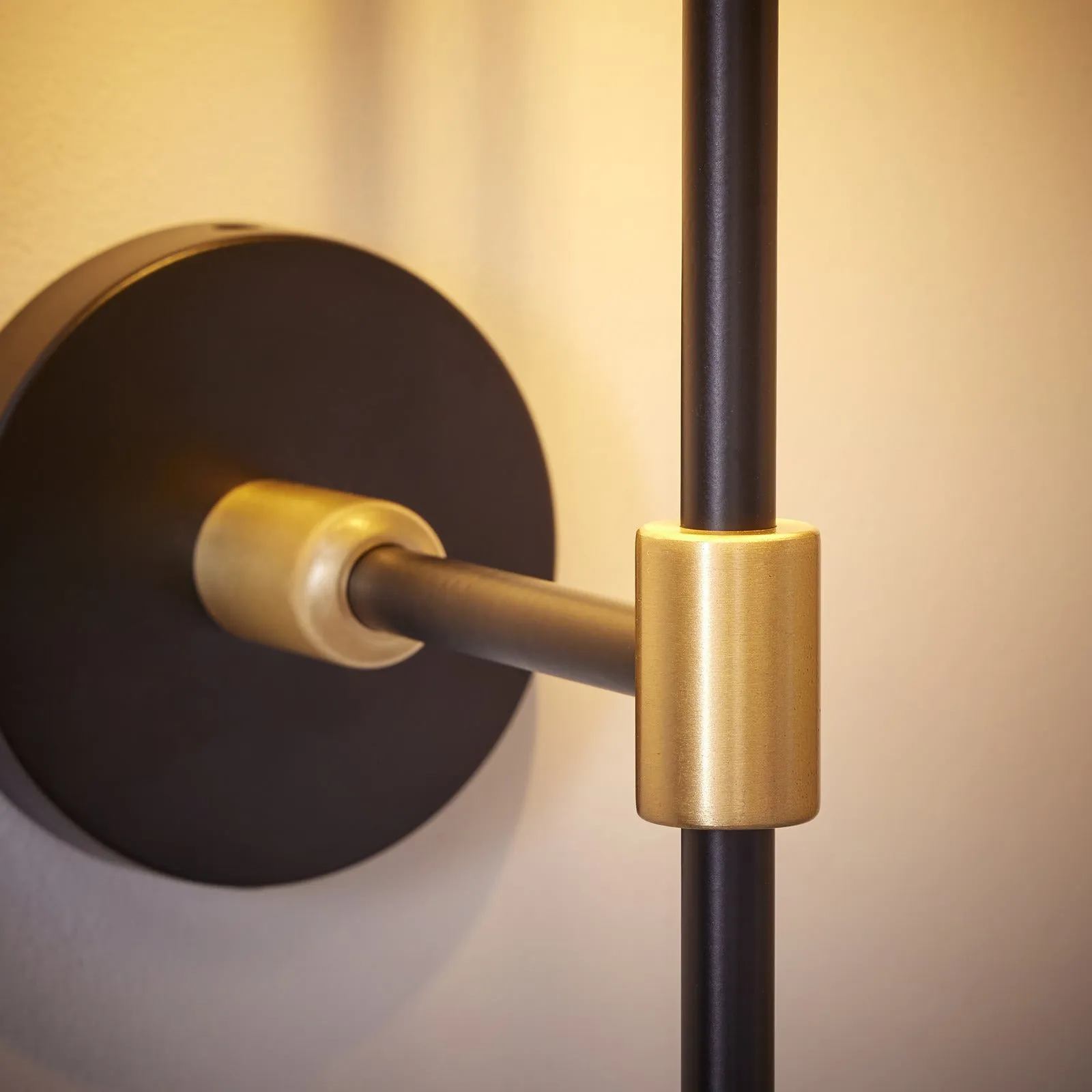 Carbon Single Wall Light