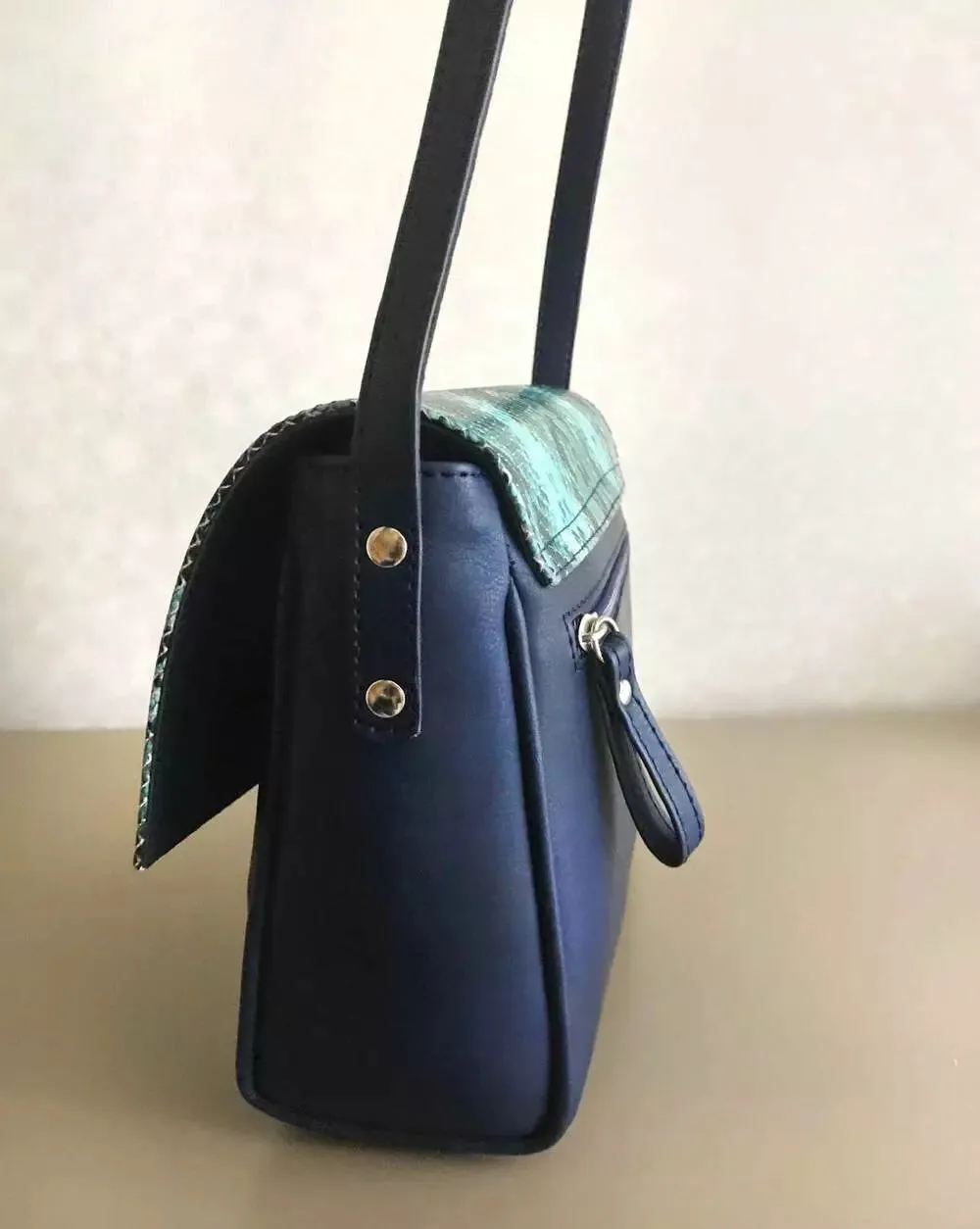 DAYBREAK COBRA BAG