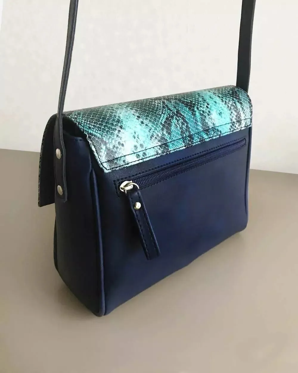 DAYBREAK COBRA BAG