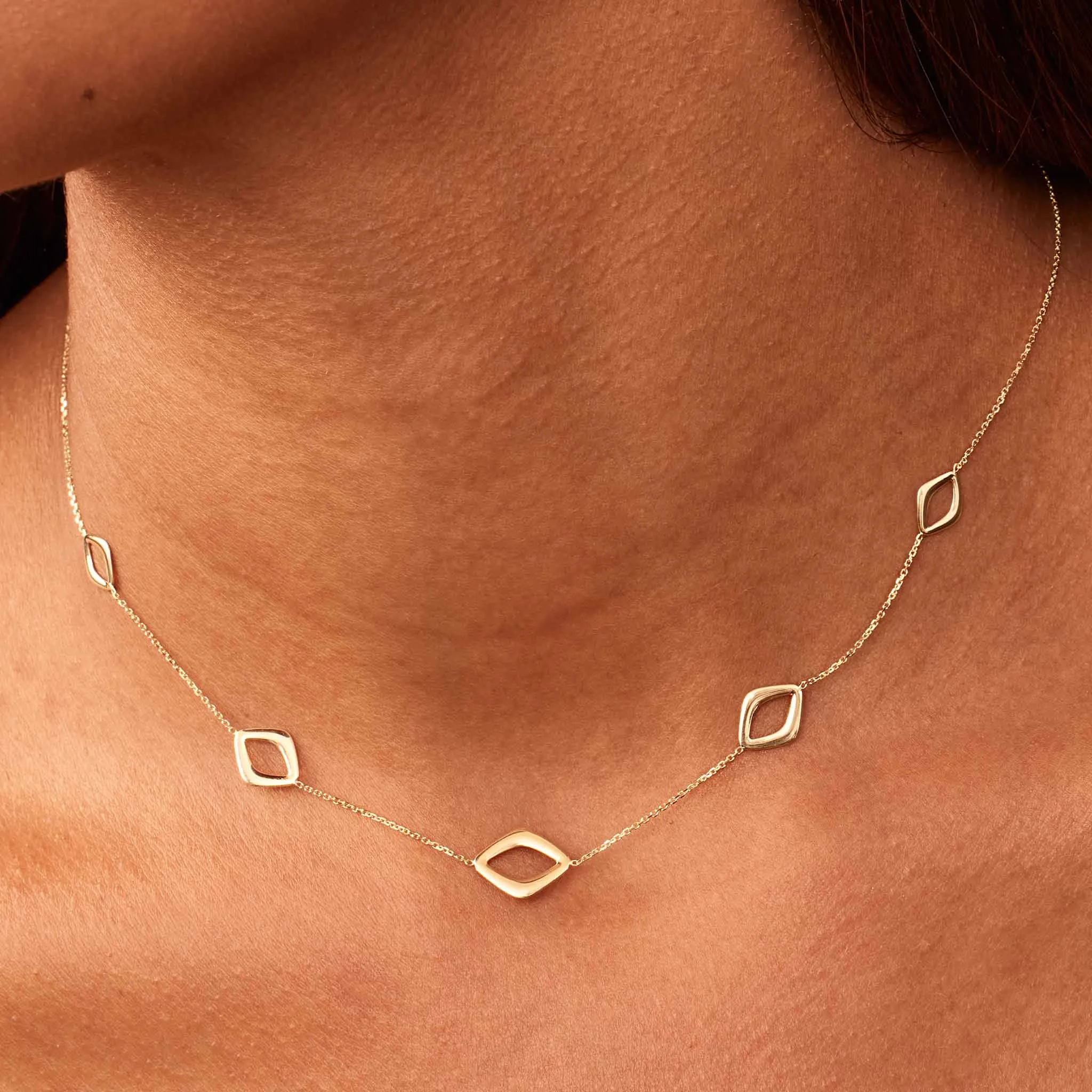 Dream Link Station Necklace