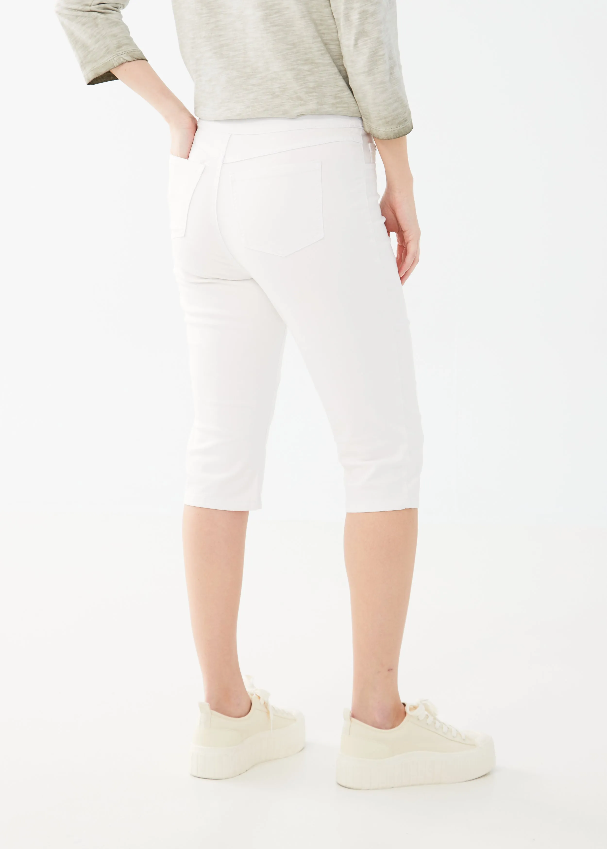 Euro Twill, Pull-On Pedal Pusher Pants