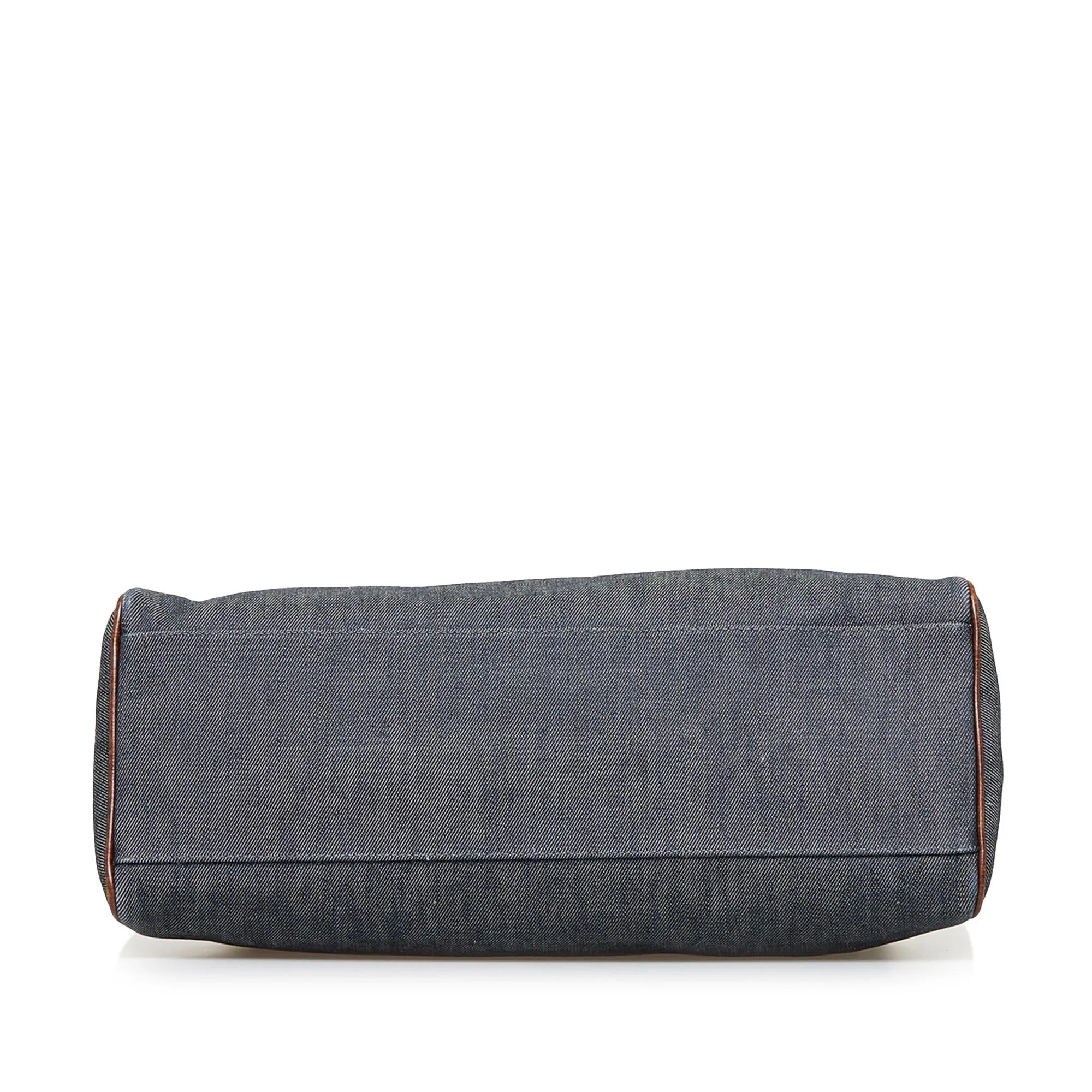 Fendi Etniko Shoulder Bag (SHG-2K7ZUq)