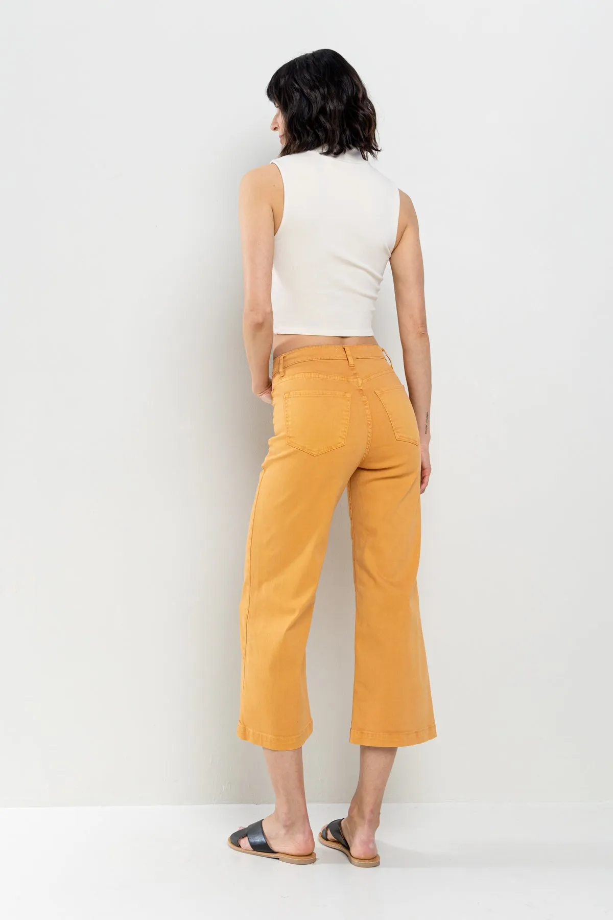 HIGH RISE CROP WIDE LEG JEANS IN INCA GOLD WITH TWO FRONT POCKETS / SP-P12544IG