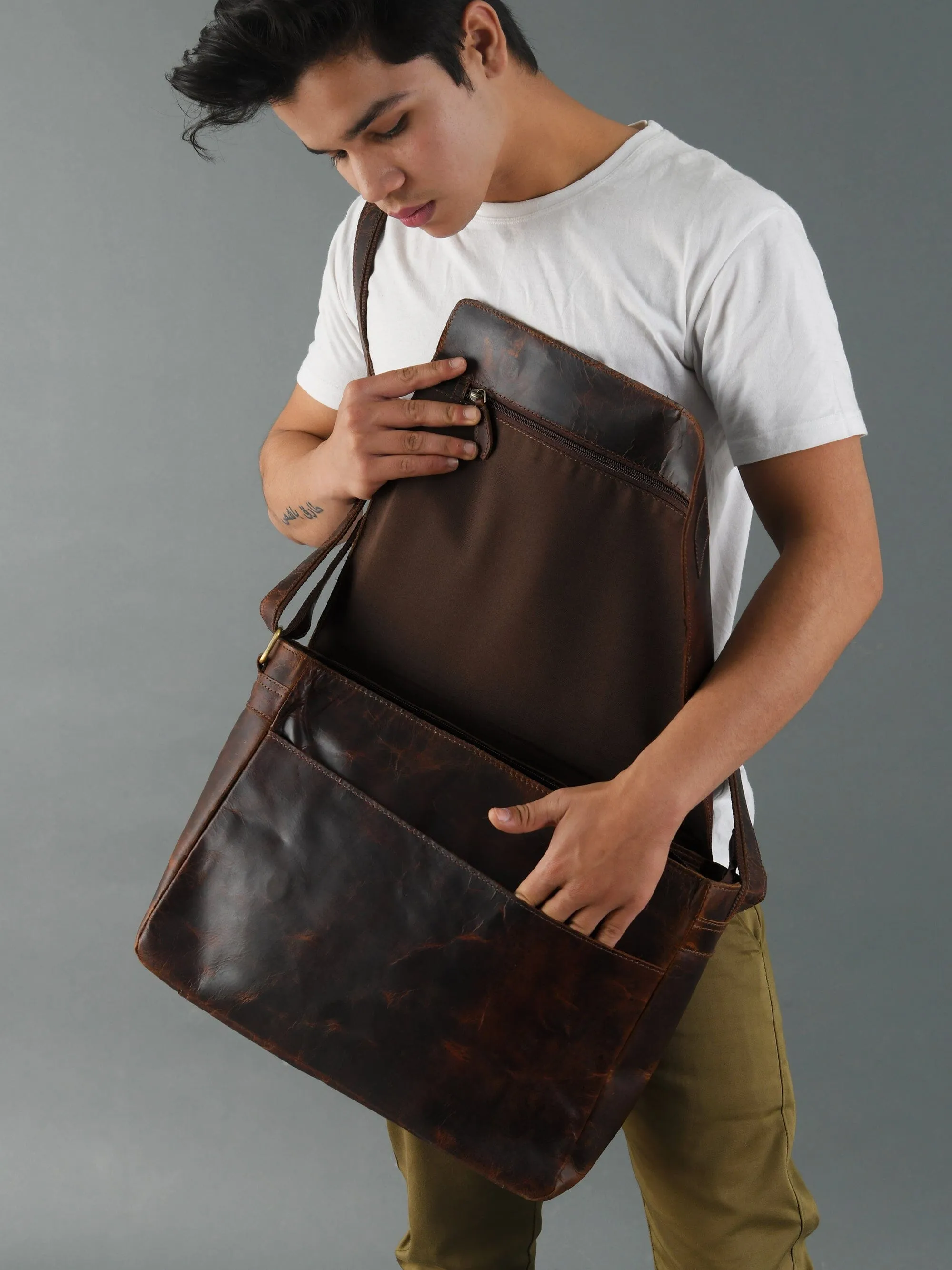 Kayden Messenger Bag