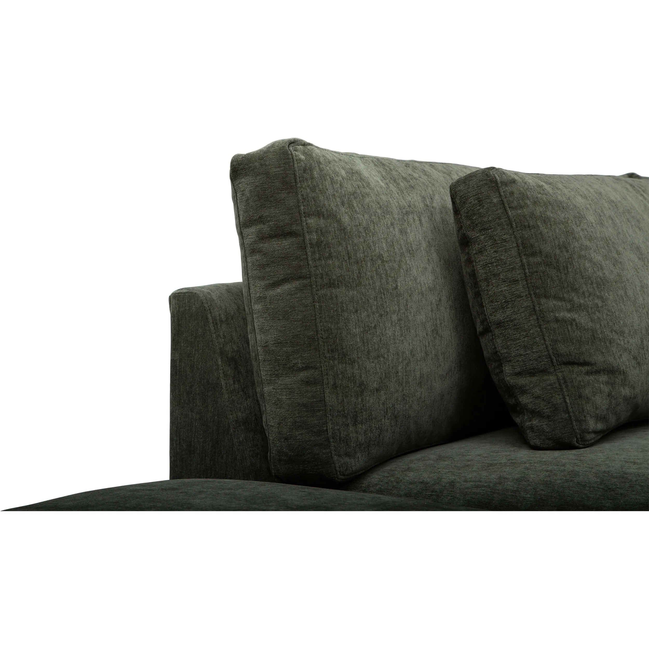 Kellen Sectional, Kenley Forest