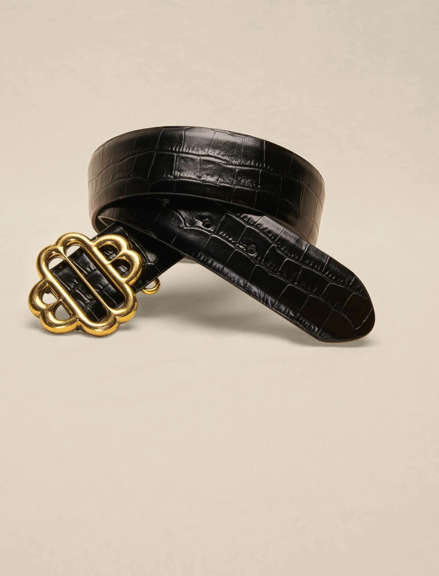 LEATHER BELT WITH CLOVER BUCKLE