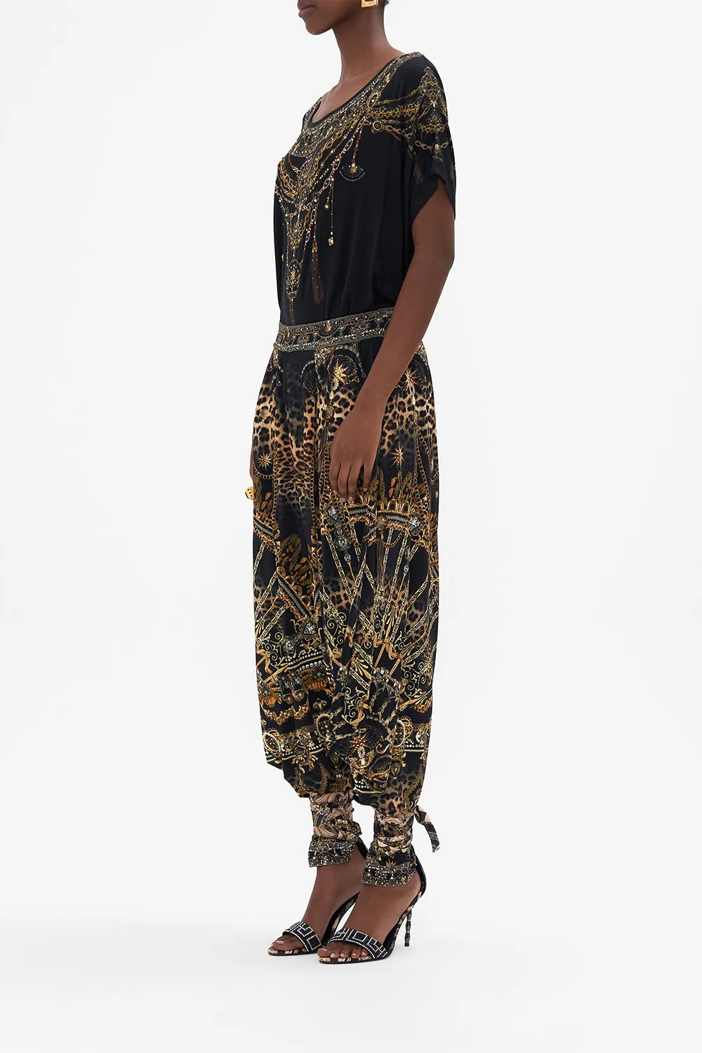 LOOSE FIT TEE MASKED AT MOONLIGHT