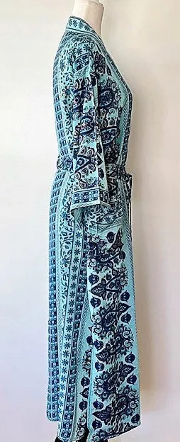 Luxurious Engineered Borders. Silk Kimono Is Impressive