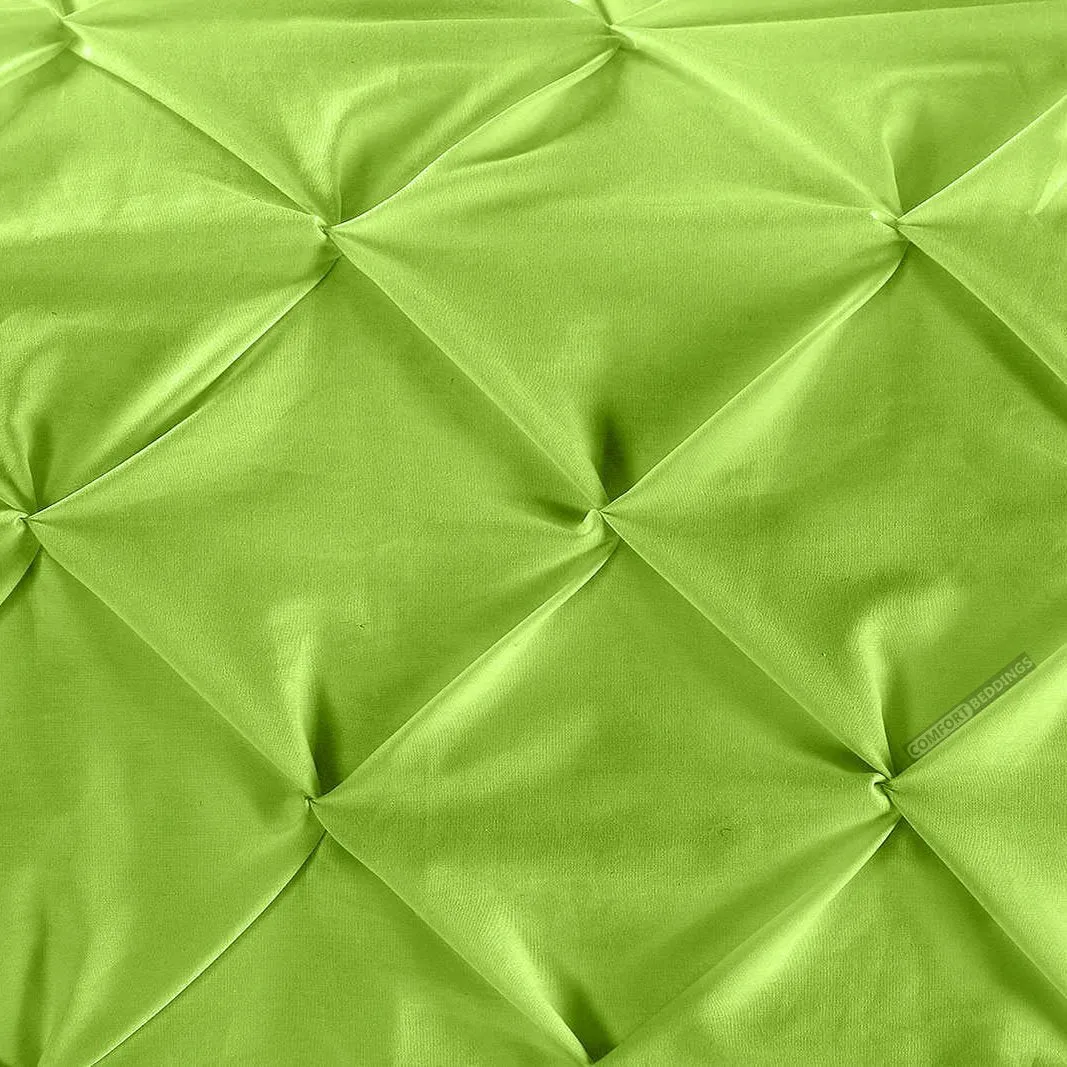 Luxurious Parrot Green Pinch Bed Runner Set