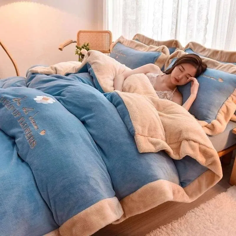 Luxurious Winter Bliss Velvet Duvet Cover Set