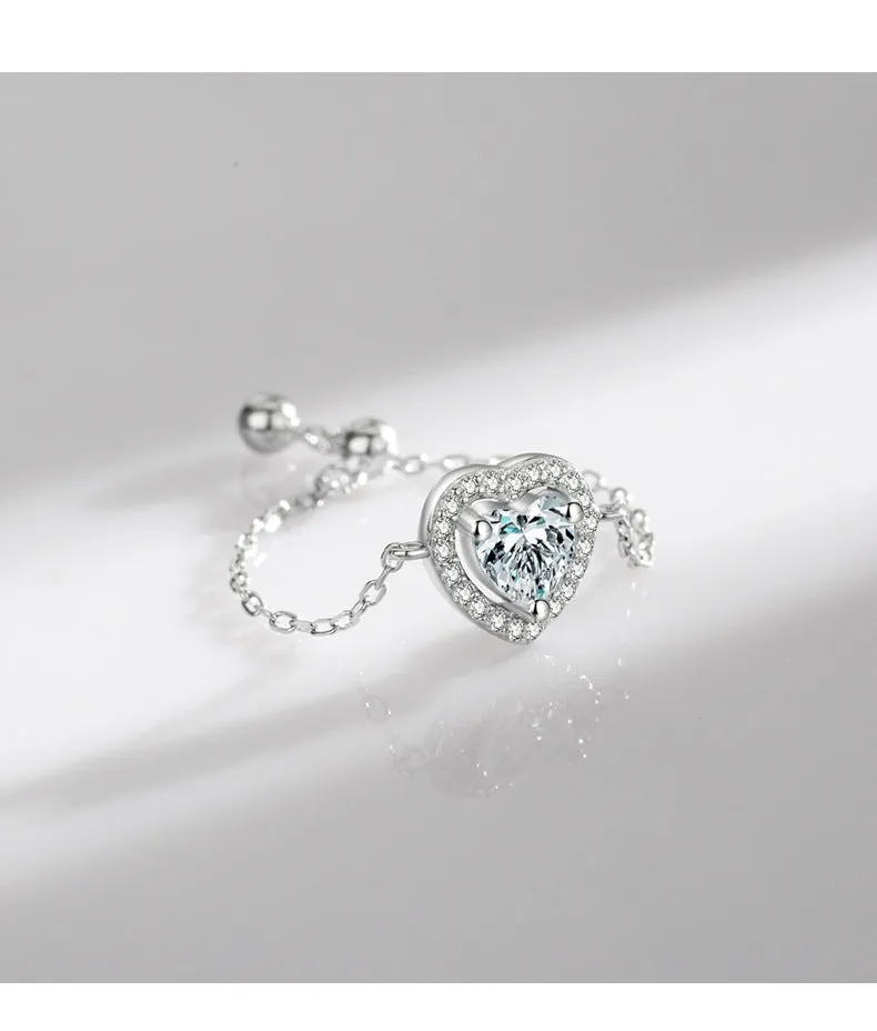 Luxury Sterling Silver Heart-shaped Ring with Zircon Gemstones
