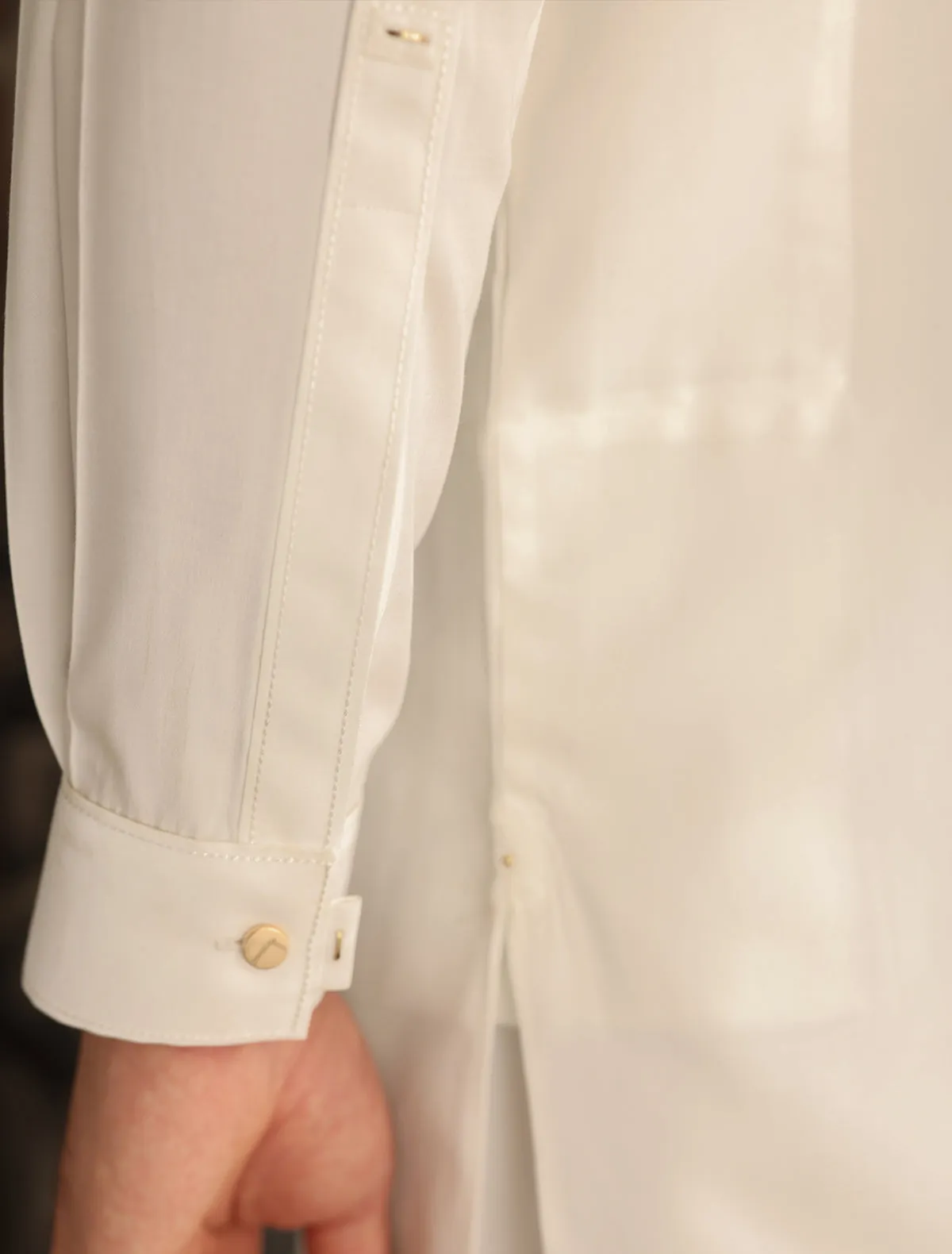 OFF-WHITE LUXURIOUS FABRIC KURTA PAJAMA