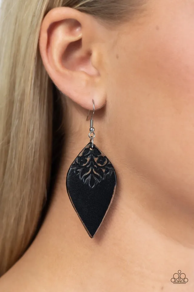 Paparazzi Earring ~ Naturally Nostalgic - Black