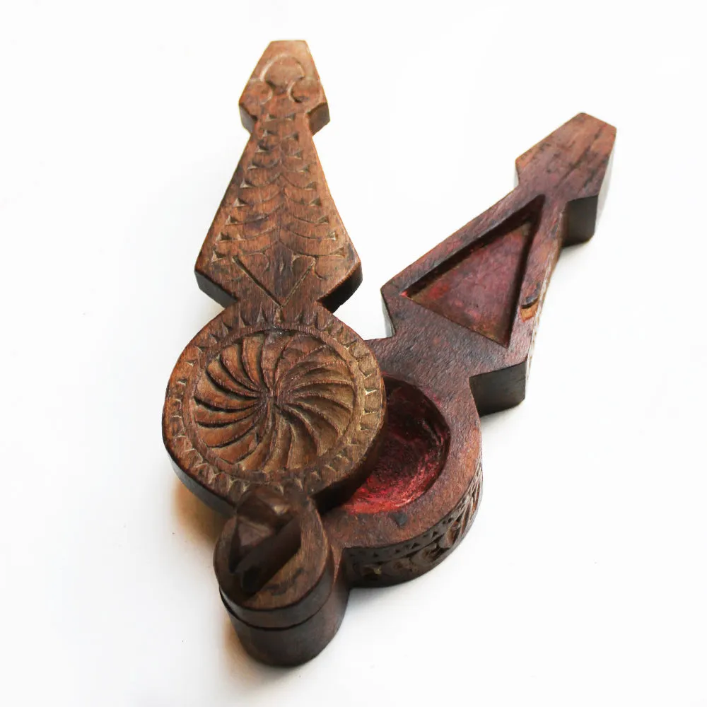 Peacock Shaped Wooden Tikka | Vermillion Box With Floral Engraving. L 21  x W 7  x H 7 cm