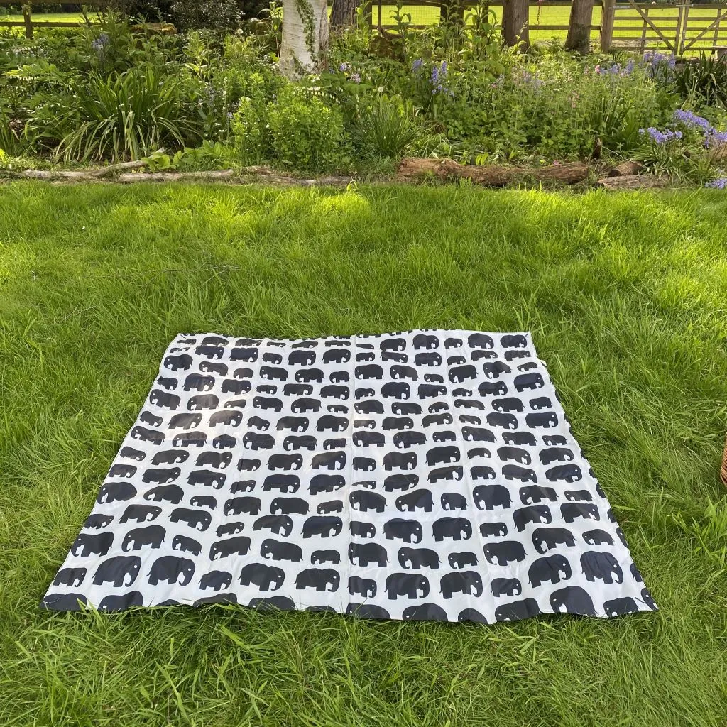 Picnic Blanket - GOLD GEOMETRIC