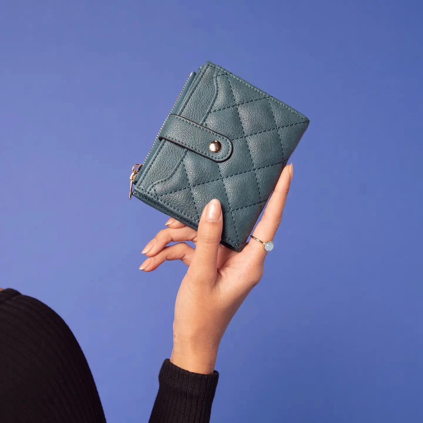 QUILTED ZIP TOP WALLET