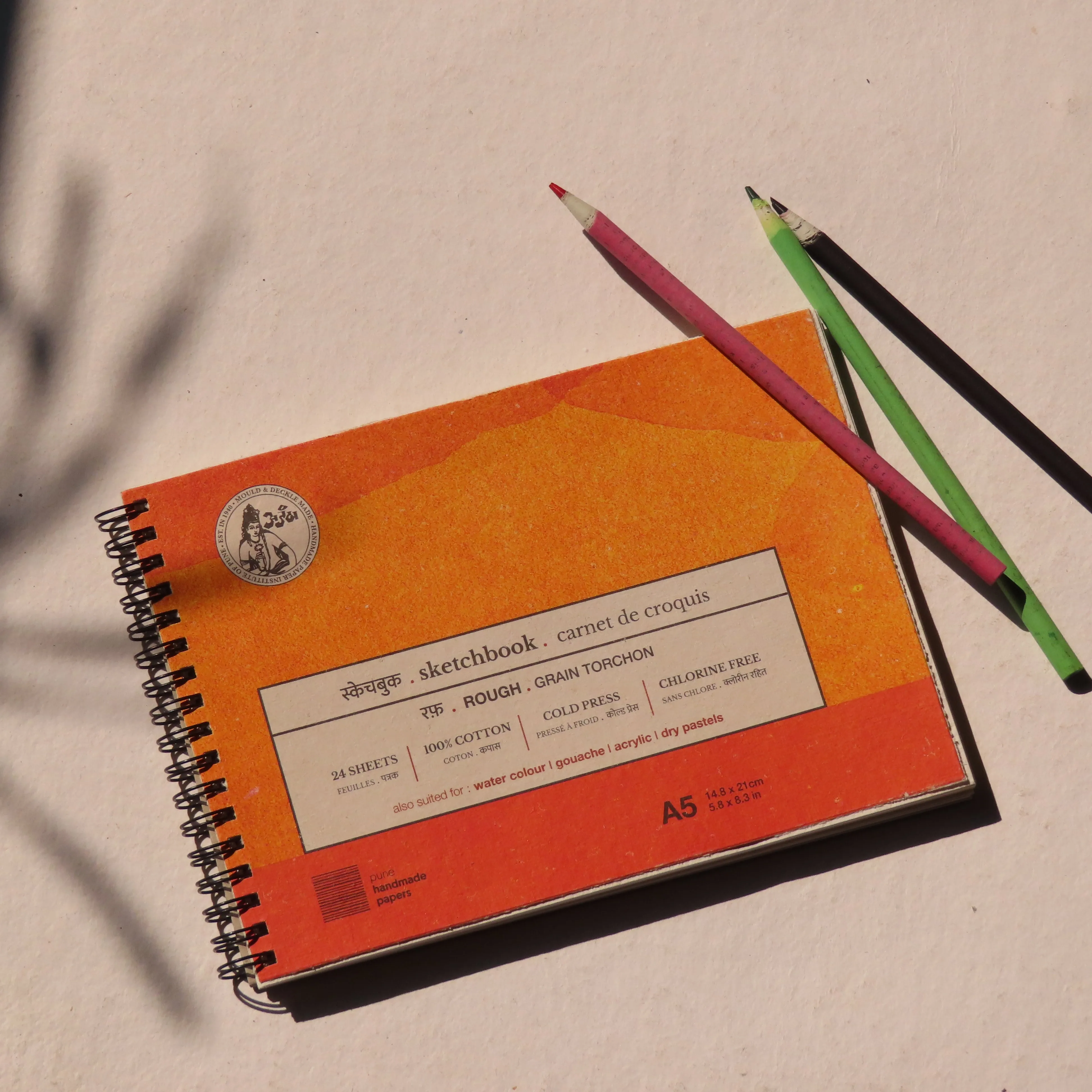 RECYCLED ECO-FRIENDLY COLOURED PENCILS