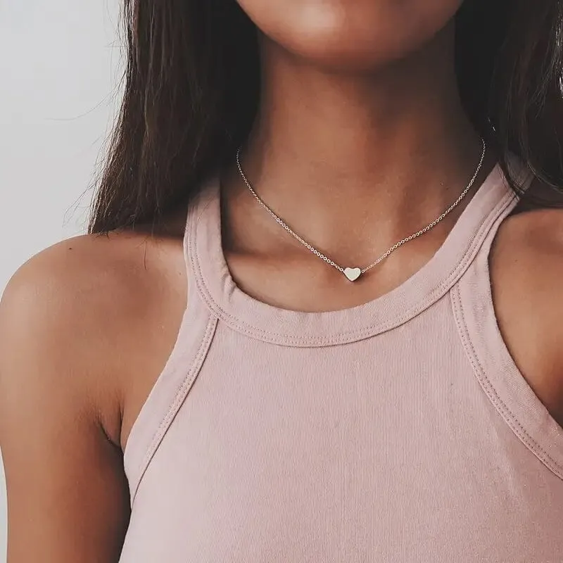 Simple Exquisite Heart-Shaped Pendant Alloy Necklace