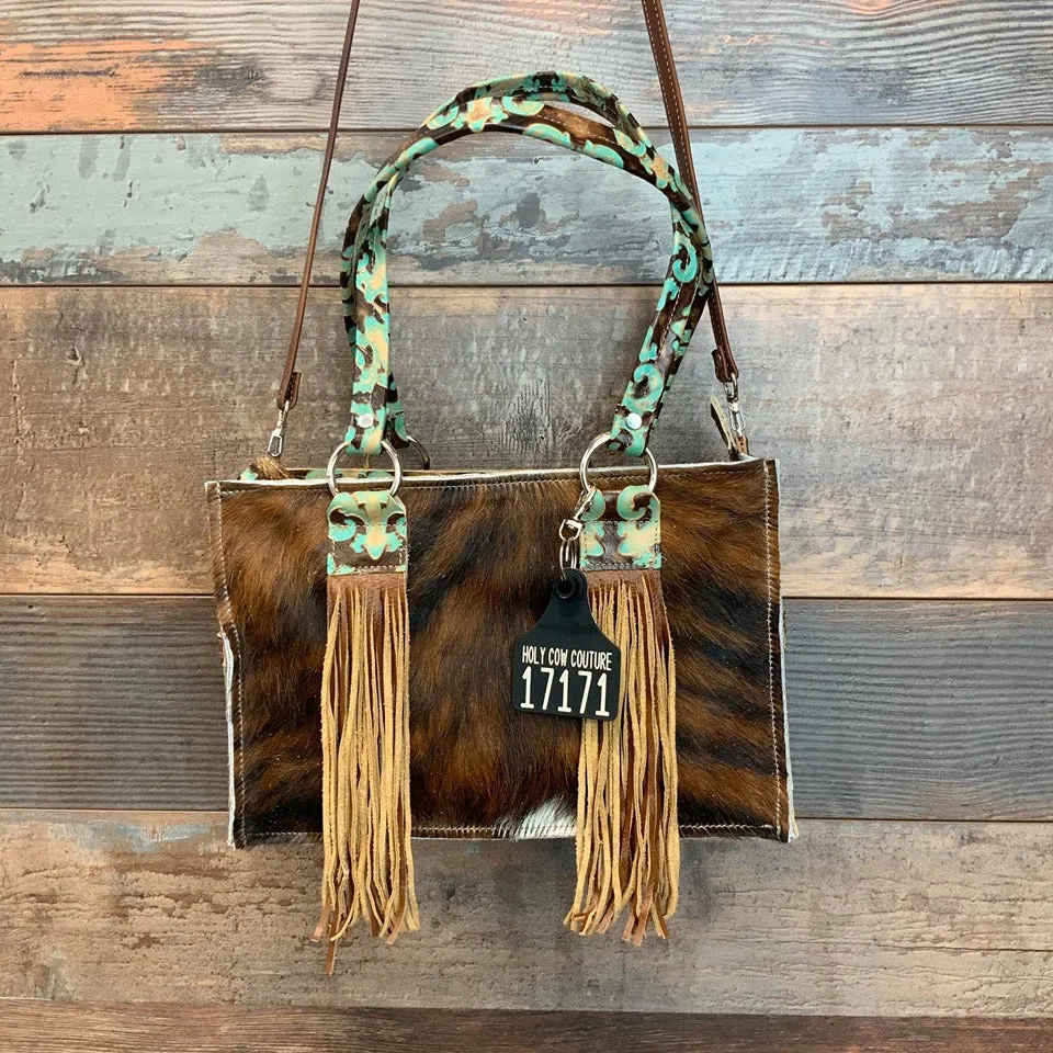 Small Town Tote #17171