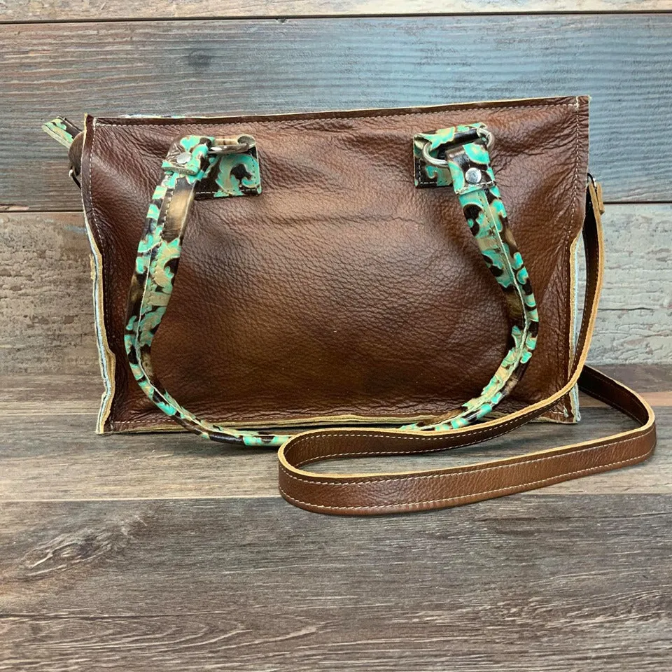 Small Town Tote #17171