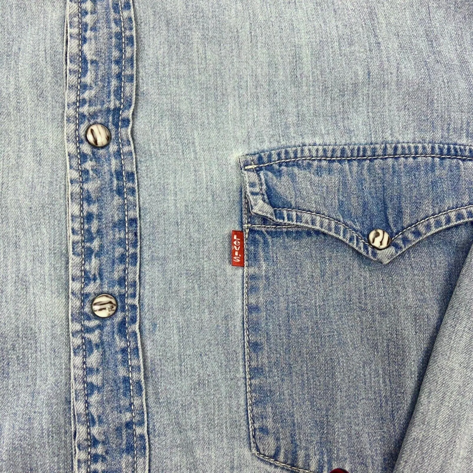 Vintage 90s Levi’s Denim Pearl Snap Button Up Western Shirt XXL