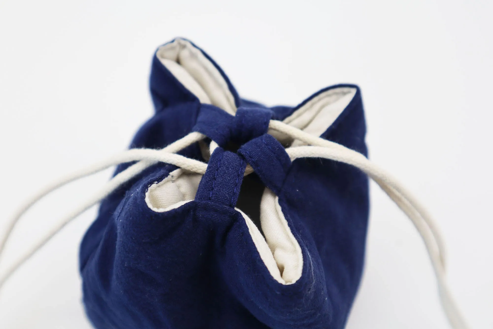 Zen style mini picnic tea cup bag